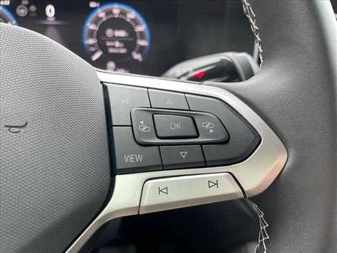 Certified 2025 Volkswagen Tiguan S image 25