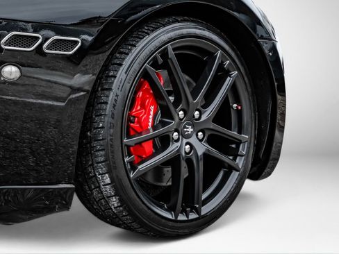 Used 2017 Maserati GranTurismo MC RWD image 47
