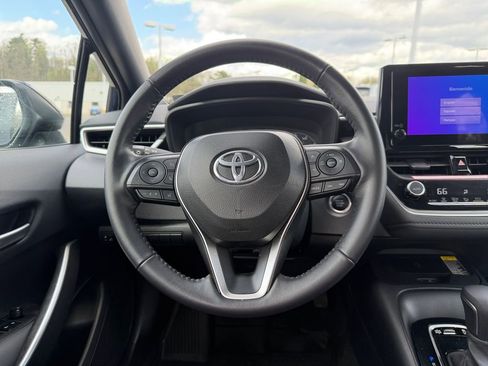 Used 2024 Toyota Corolla SE w/ SE Premium Package image 15