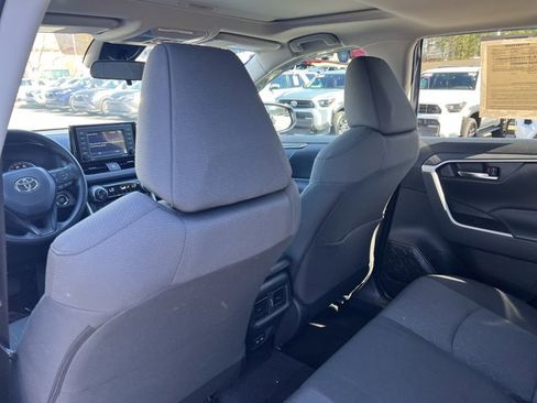 Certified 2022 Toyota RAV4 XLE w/ Convenience Package image 18