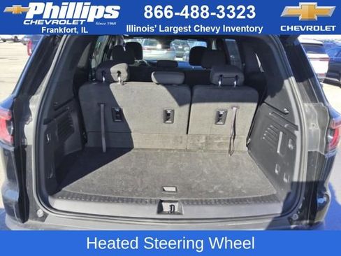 Used 2025 GMC Acadia Elevation image 12