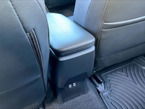 Used 2023 Toyota Prius XLE image 34