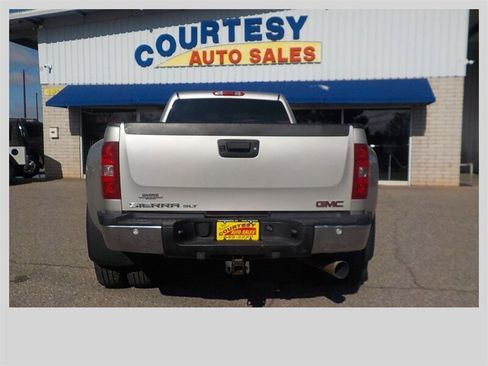 Used 2009 GMC Sierra 3500 SLT w/ SLT Convenience Package image 7
