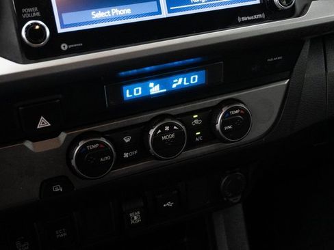 Used 2022 Toyota Tacoma SR5 w/ Technology Package image 21
