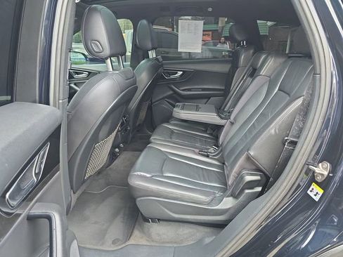 Used 2017 Audi Q7 3.0T Premium Plus w/ Premium Plus Package image 27