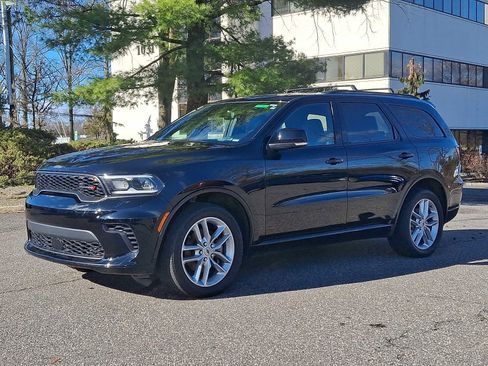 Used 2024 Dodge Durango GT image 3