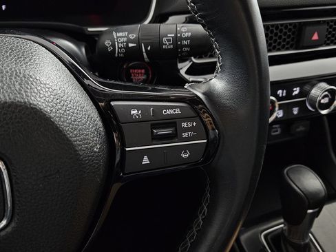 Used 2024 Honda Civic EX-L image 19
