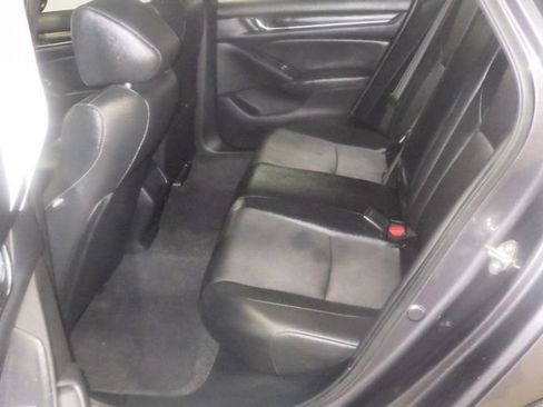 Used 2020 Honda Accord Sport image 7