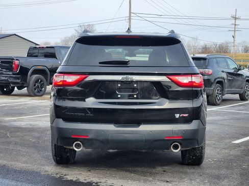Used 2021 Chevrolet Traverse RS image 16