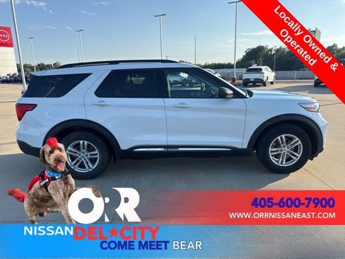 Used 2023 Ford Explorer XLT w/ Equipment Group 202A image 6