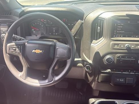 Used 2025 Chevrolet Silverado 1500 W/T RWD image 27
