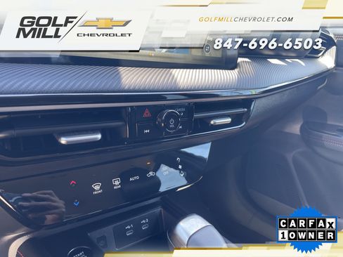 Used 2025 Nissan Kicks SR AWD/4WD image 23