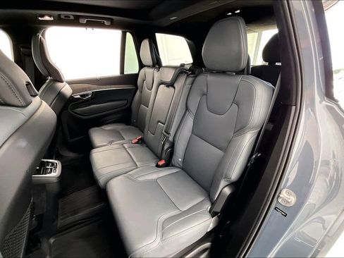 Certified 2023 Volvo XC90 B6 Ultimate w/ Lounge Package AWD/4WD image 34