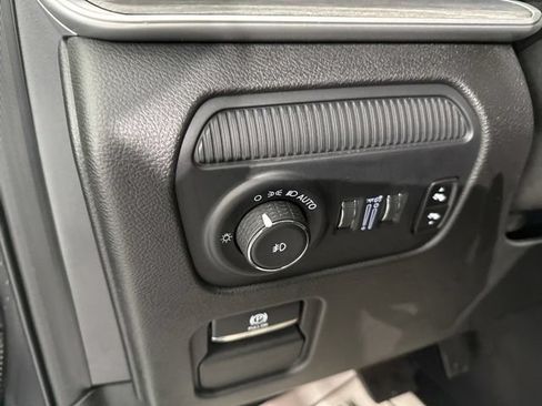 Used 2024 Jeep Wagoneer Series II AWD/4WD image 20