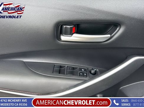 Used 2024 Toyota Corolla SE w/ SE Premium Package FWD image 11