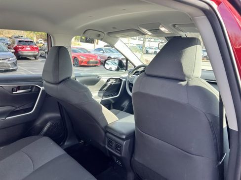 Certified 2025 Toyota RAV4 XLE image 21