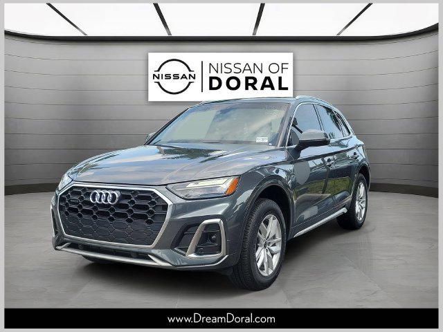 Used 2023 Audi Q5 2.0T Premium w/ Convenience Package AWD/4WD image 1