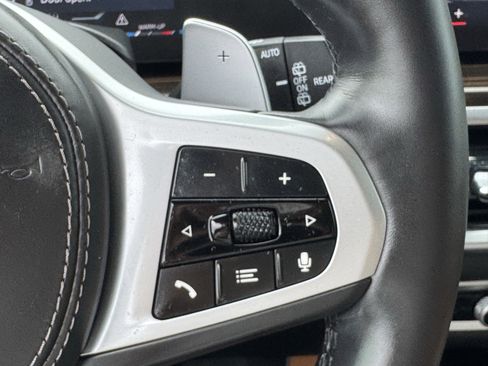 Used 2025 BMW X5 sDrive40i w/ M Sport Package RWD image 22