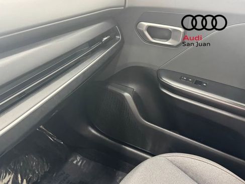 Used 2025 Kia K4 LXS FWD image 32