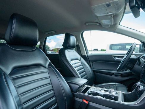 Used 2024 Ford Edge SEL AWD/4WD image 9