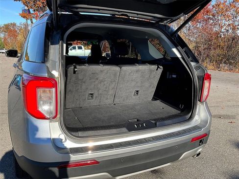 Used 2023 Ford Explorer Limited w/ Equipment Group 301A image 36