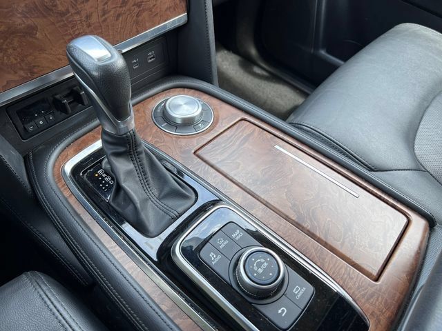 Used 2024 Nissan Armada SL w/ Captain's Chairs Package AWD/4WD image 27