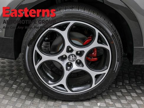 Used 2024 Alfa Romeo Tonale Veloce w/ Active Assist Package image 28