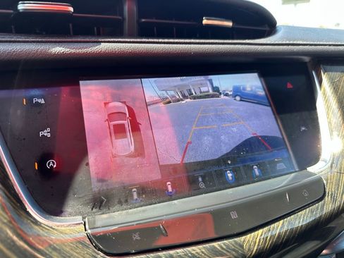 Used 2020 Cadillac XT6 Premium Luxury AWD/4WD image 29