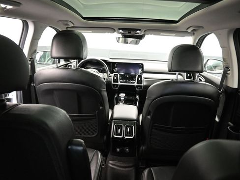 Used 2022 Kia Sorento SX image 41