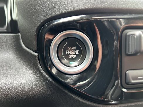 Used 2023 Chevrolet Silverado 1500 LTZ w/ LTZ Premium Package image 43