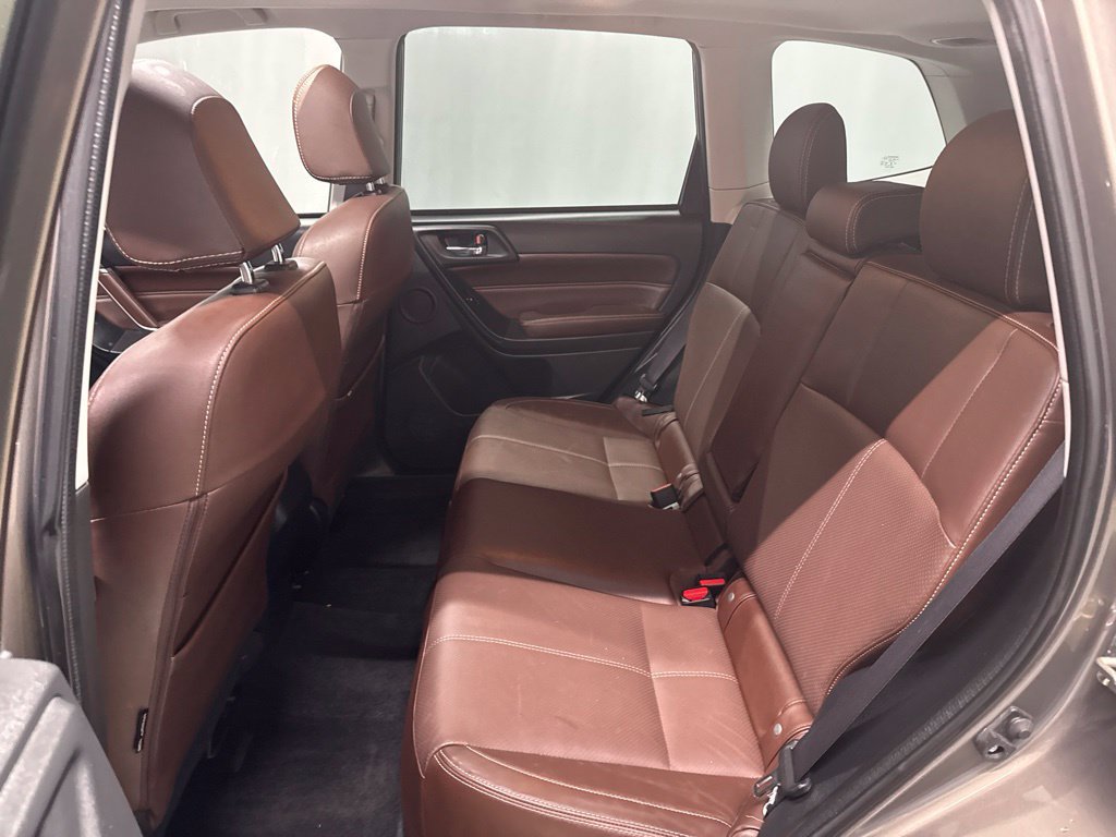 Used 2018 Subaru Forester 2.5i Touring w/ Popular Package #2 AWD/4WD image 16
