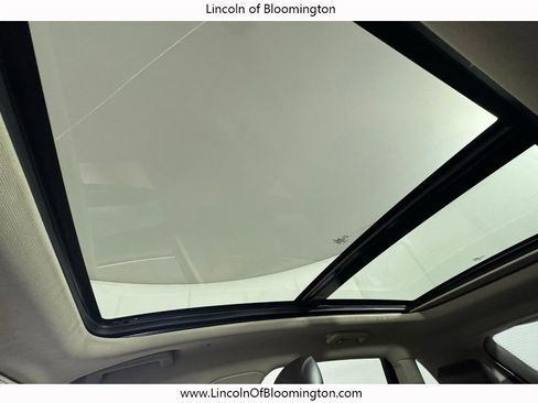 Used 2019 Lincoln Nautilus Reserve image 67