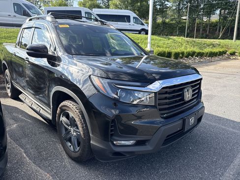 Certified 2023 Honda Ridgeline RTL image 2