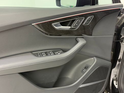 Used 2025 Audi Q7 3.0T Premium Plus w/ Premium Plus Package image 14