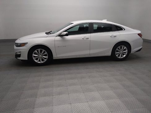 Used 2022 Chevrolet Malibu LT FWD image 2