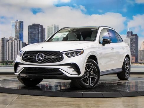 Used 2026 Mercedes-Benz GLC 350e 4MATIC image 2