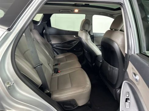 Used 2017 Hyundai Santa Fe Sport image 27