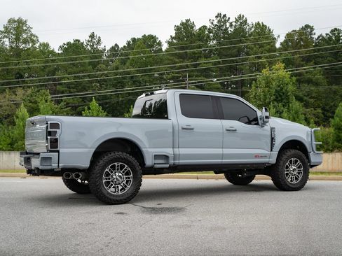 Used 2024 Ford F250 Platinum AWD/4WD image 7