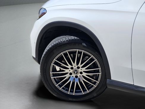 Certified 2026 Mercedes-Benz GLC 300 image 23
