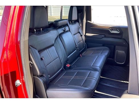 Used 2025 Chevrolet Silverado 1500 High Country w/ Technology Package AWD/4WD image 26