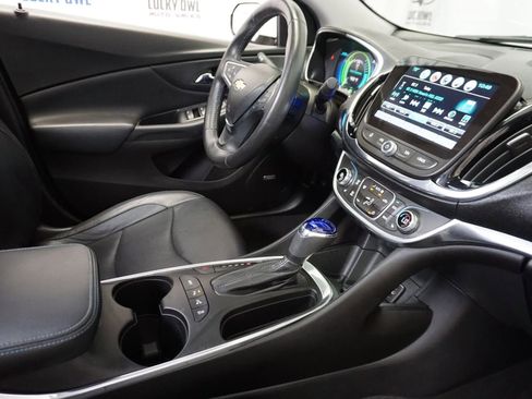 Used 2017 Chevrolet Volt Premier image 13
