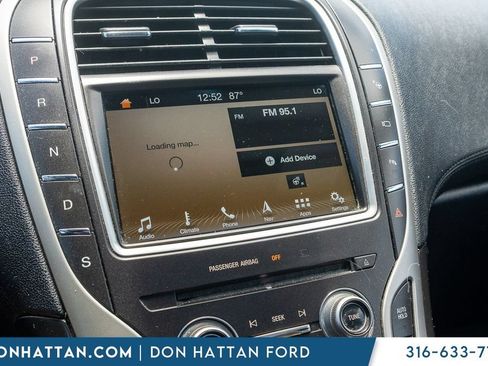 Used 2016 Lincoln MKX Reserve w/ Technology Package AWD/4WD image 7