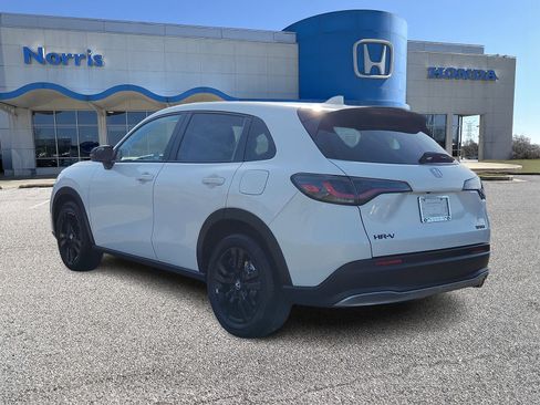 New 2026 Honda HR-V Sport image 3