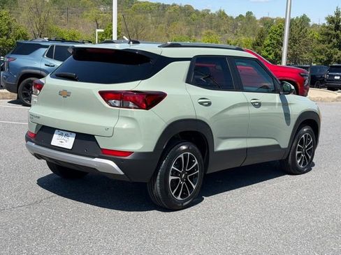 New 2026 Chevrolet TrailBlazer LT w/ Convenience Package AWD/4WD image 13