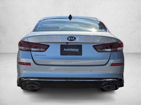 Used 2020 Kia Optima SE image 7