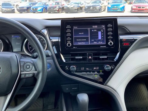 Used 2023 Toyota Camry LE FWD image 7