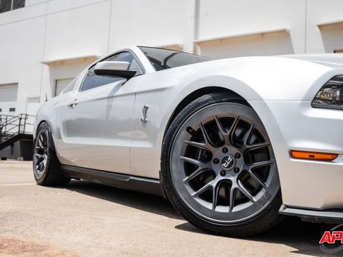 Used 2011 Ford Mustang Shelby GT500 w/ SVT Performance Pkg RWD image 26