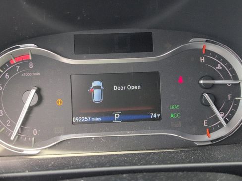 Used 2017 Honda Pilot Elite image 3