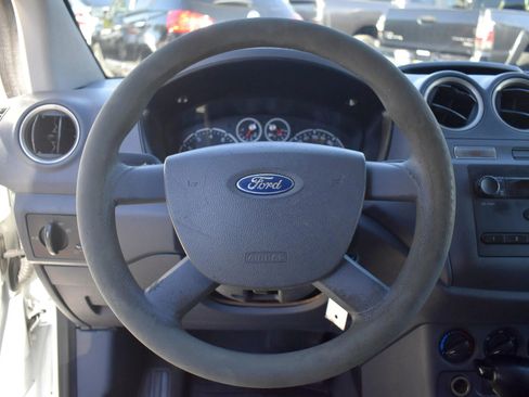 Used 2013 Ford Transit Connect XL image 16