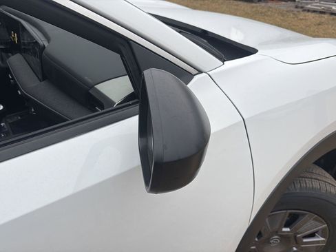 New 2026 Nissan Kicks S image 7